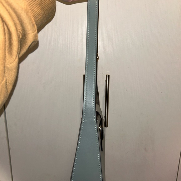 Coach Sage Eliza Shoulder Bag with zipper closure - Picture 6 of 7